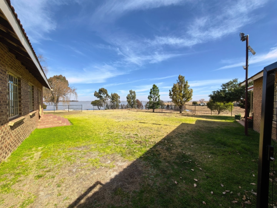 2 Bedroom Property for Sale in Oranjeville Free State
